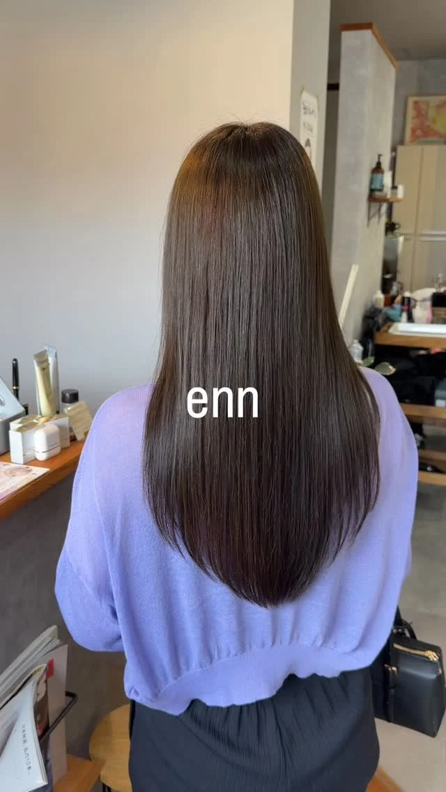 Cut & Color & Treatment .

オリーブカラー🫒
艶感もありつつ、赤みを消して褪色も綺麗に👌
プラストリートメントでさらに綺麗に！

 ーーーーーーーーーーーーーーーーー

enn hair salon
三重郡菰野町福村136-3

TEL 059-324-8719
定休日月曜日+不定休

ーーーーーーーーーーーーーーーーー
